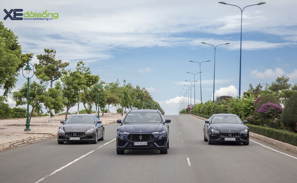 Thăng hoa cảm xúc cùng bộ ba Maserati trên cung đường biển đẹp bậc nhất Việt Nam ảnh 1