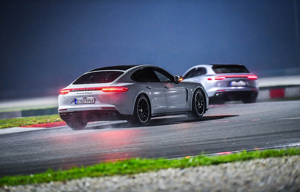 Trải nghiệm xe Hybrid đỉnh cao tại Porsche E-Performance Nights ở Sepang ảnh 15