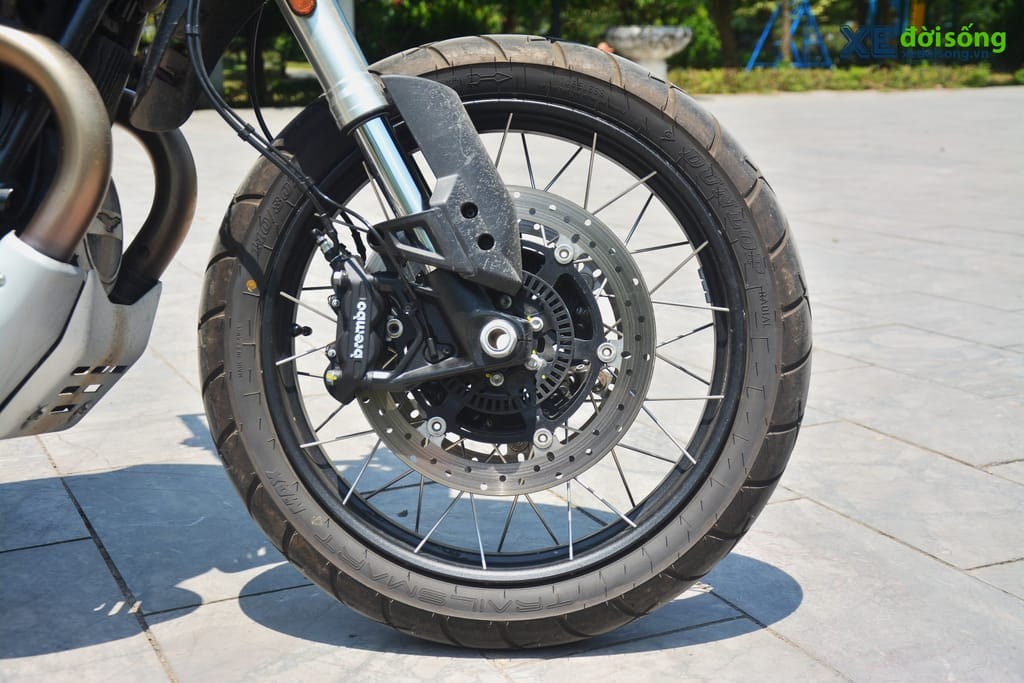 Trải nghiệm “xế phượt” Moto Guzzi V85 TT: Ngoại hình cổ điển nhưng sở hữu trang bị tối tân ảnh 4