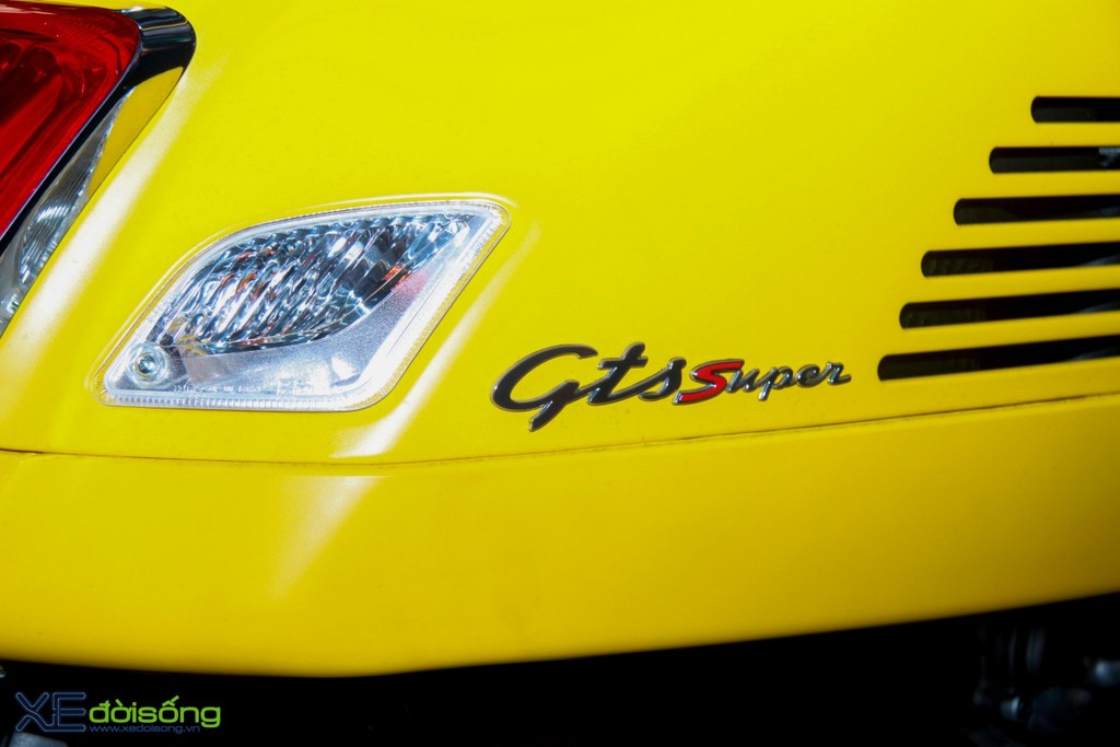 Chi tiết bộ đôi Vespa GTS Super 125cc và 300cc ảnh 15