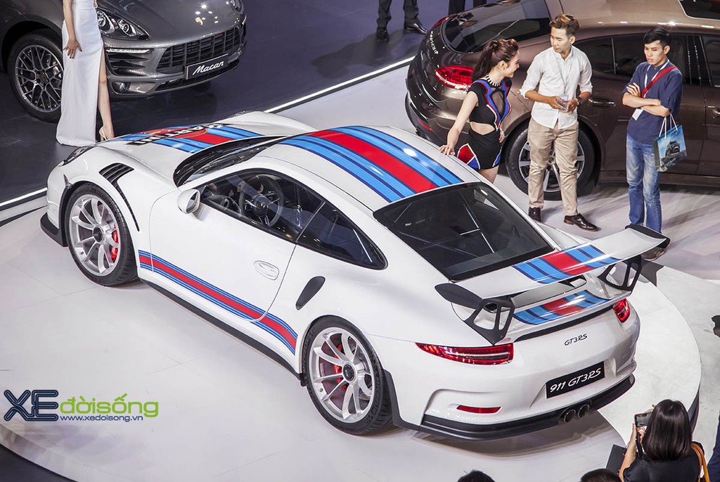Chạm vào giấc mơ tốc độ Porsche 911 GT3 RS ở Hà Nội ảnh 19