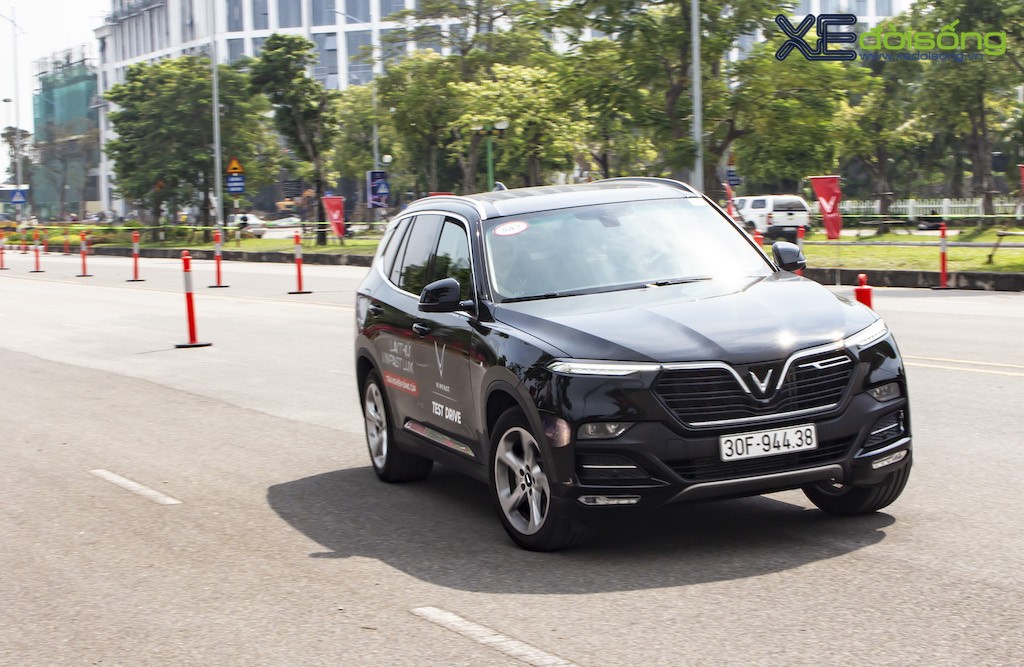 Lái thử SUV và Sedan VinFast LUX tại Hà Nội: Cái chất tới từ trải nghiệm lái ảnh 10