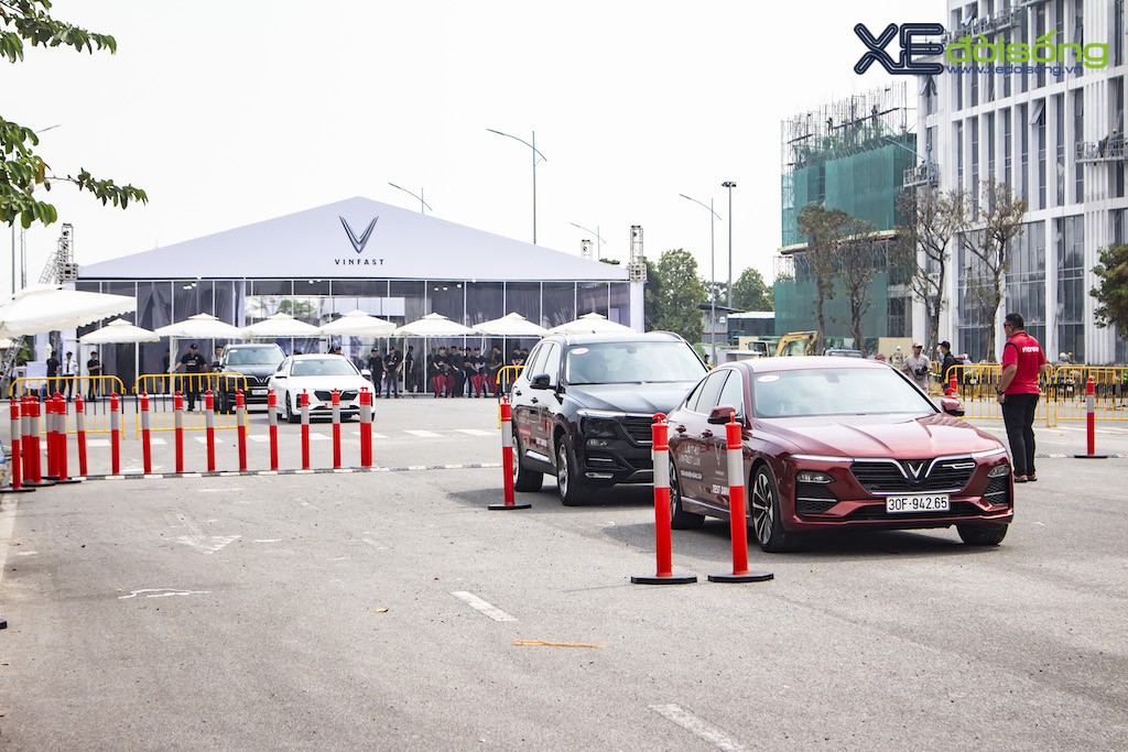 Lái thử SUV và Sedan VinFast LUX tại Hà Nội: Cái chất tới từ trải nghiệm lái ảnh 16