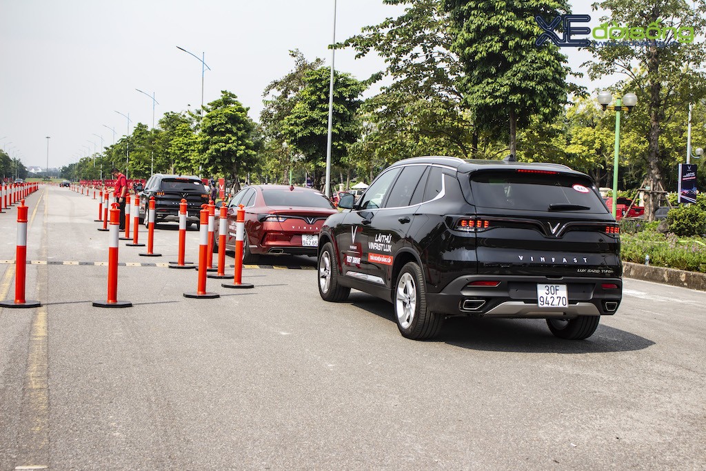 Lái thử SUV và Sedan VinFast LUX tại Hà Nội: Cái chất tới từ trải nghiệm lái ảnh 17