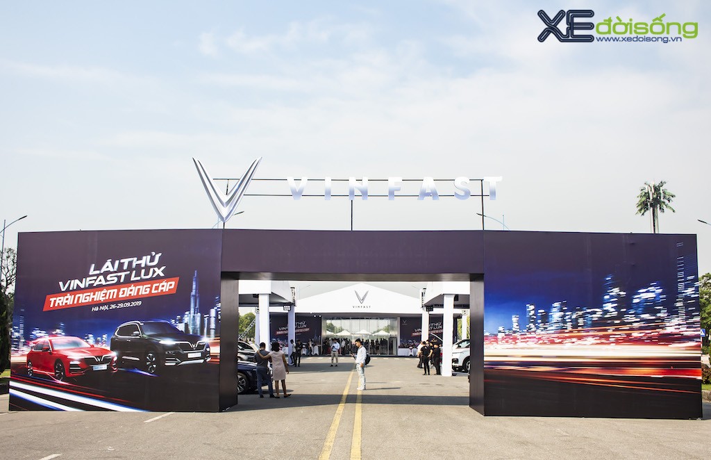 Lái thử SUV và Sedan VinFast LUX tại Hà Nội: Cái chất tới từ trải nghiệm lái ảnh 1