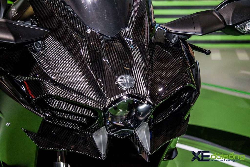 'Siêu môtô” Kawasaki H2 Carbon Limited xuất hiện tại Triển lãm xe máy 2017 ảnh 11