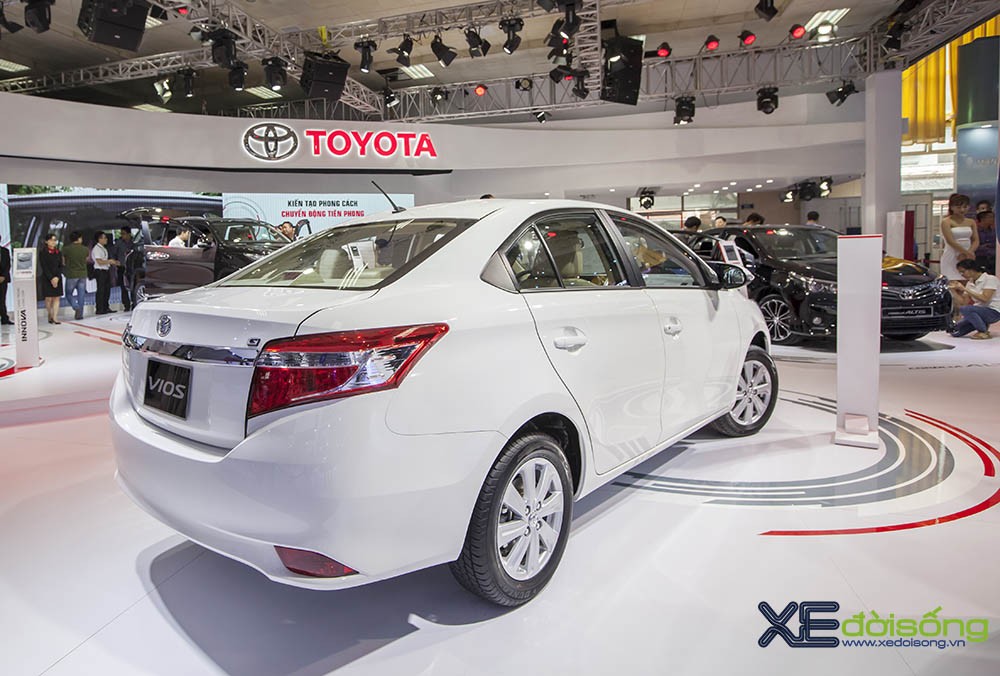 Cận cảnh sedan chủ lực Toyota Vios 2016 mới với cải tiến quan trọng ảnh 4