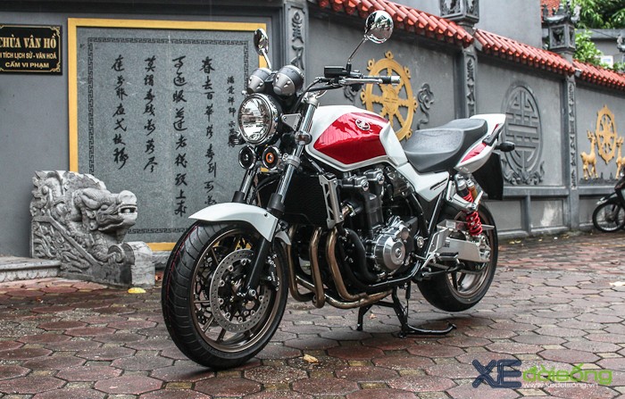 Huyền thoại Honda CB1300 Super Four 2017 bất ngờ xuất hiện tại Việt Nam ảnh 1