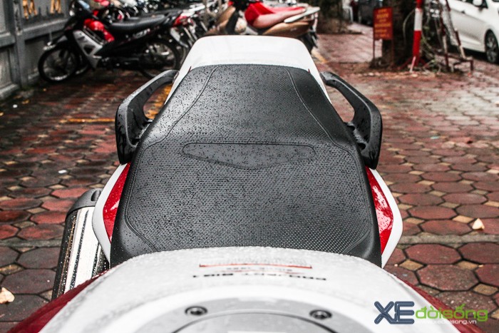 Huyền thoại Honda CB1300 Super Four 2017 bất ngờ xuất hiện tại Việt Nam ảnh 13