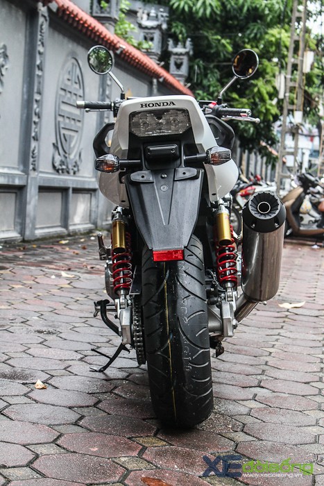 Huyền thoại Honda CB1300 Super Four 2017 bất ngờ xuất hiện tại Việt Nam ảnh 18