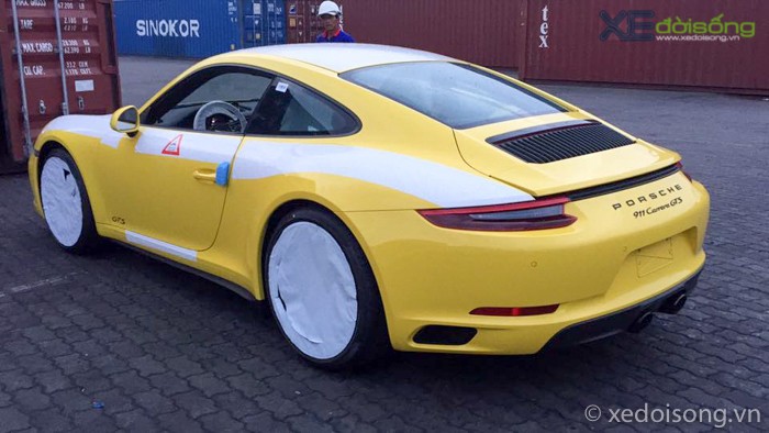 Porsche 911 GTS 2017 giá hơn 8,2 tỷ đồng về Việt Nam ảnh 5