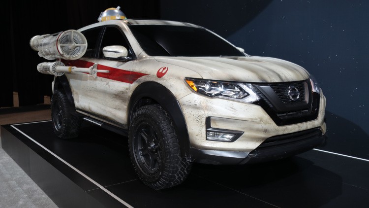 Nissan đem X-Trail “chiến tranh giữa các vì sao” đến Chicago Auto Show 2017 ảnh 1