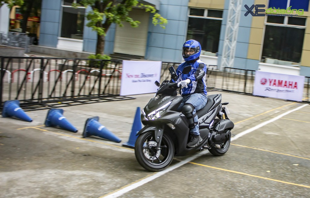 Lái thử Yamaha NVX 155 mới tại sự kiện ra mắt: Giữ nguyên chất thể thao, nay càng tiện dụng và thông minh hơn ảnh 8
