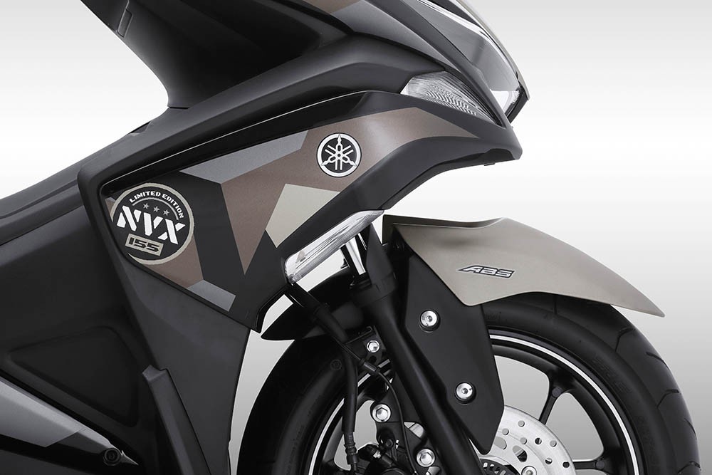 Yamaha NVX 155 trình làng phiên phiên bản mới nhất giá chỉ kể từ 53 triệu đồng