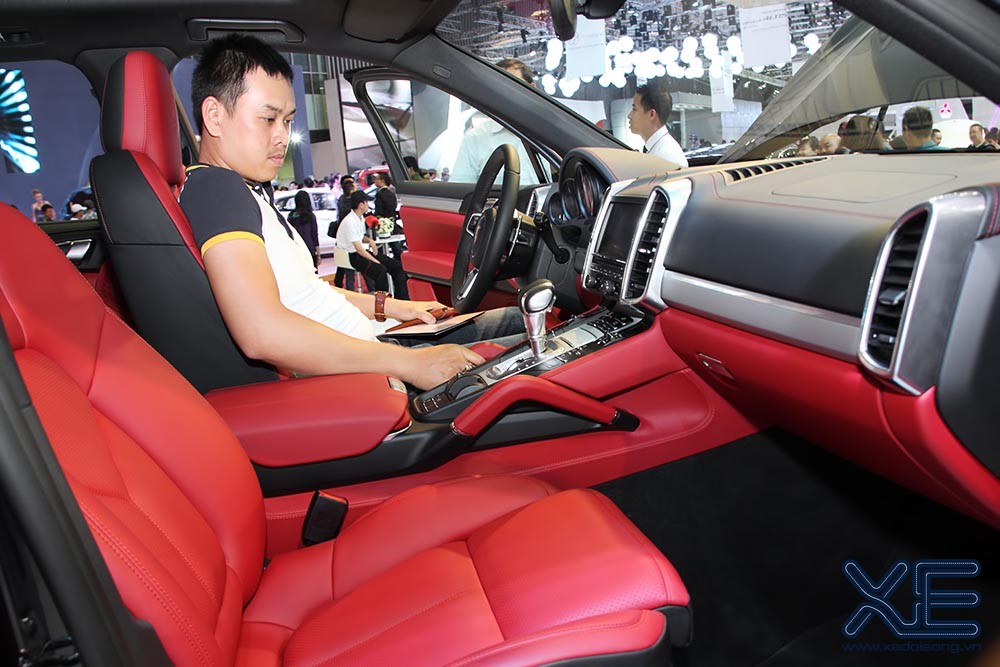 Chi tiết tân binh SUV sang Porsche Cayenne S 2015 giá từ 4,3 tỉ đồng ảnh 4
