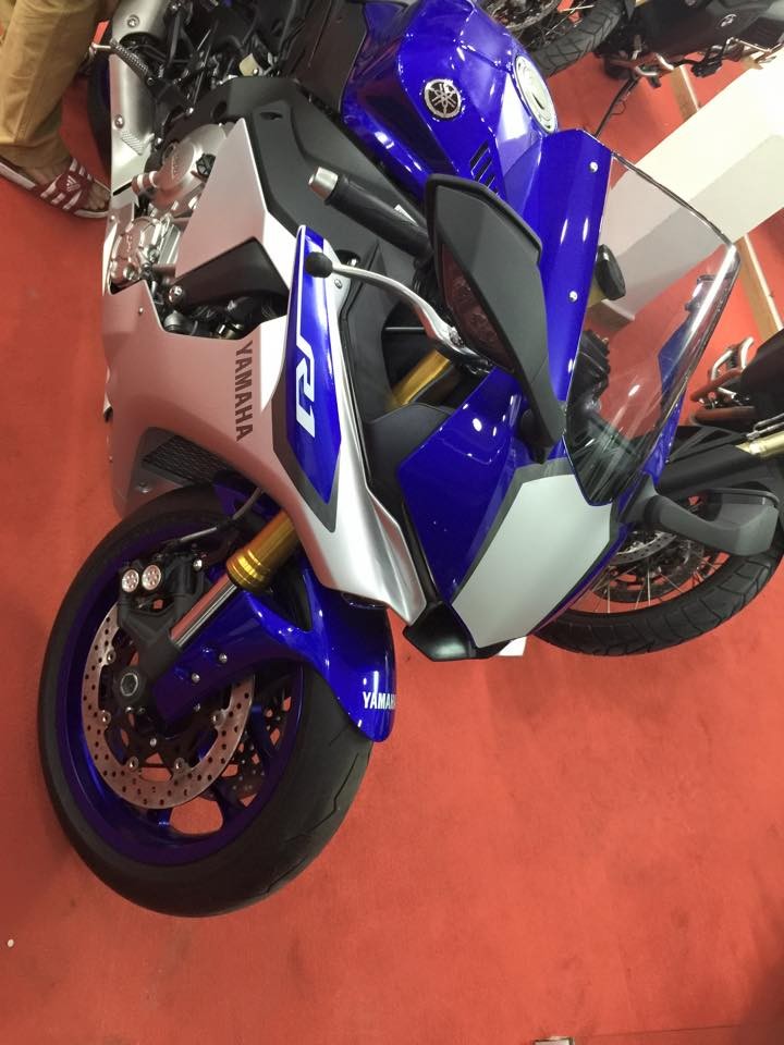 Siêu môtô Yamaha YZF-R1 2015 đầu tiên ‘cập bến’ Việt Nam ảnh 6
