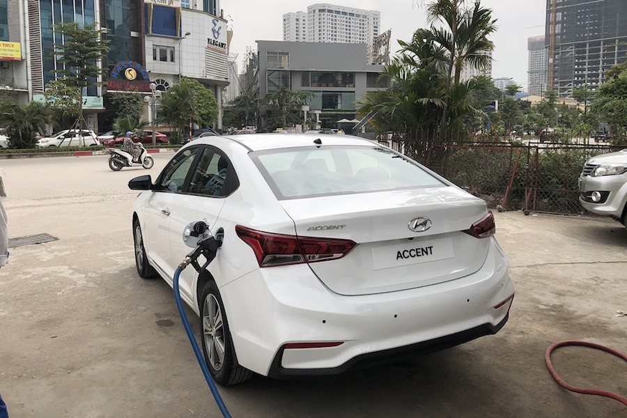 Hyundai Accent thế hệ mới xuất hiện trên đường phố Việt Nam ảnh 3