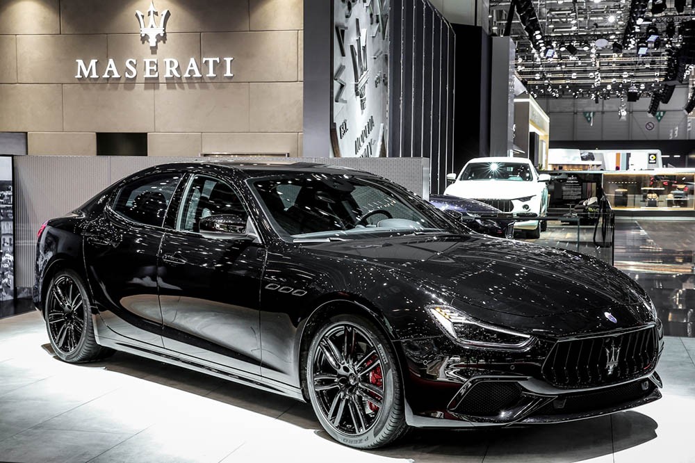 Bộ 3 “Kỵ sĩ Bóng đêm” Maserati Nerissimo Edition đen huyền bí ảnh 5