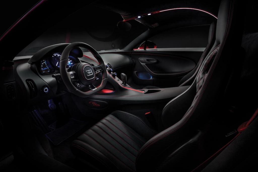 Siêu xe Bugatti Chiron Sport xuất hiện với giá “khủng” 74,2 tỷ ảnh 3