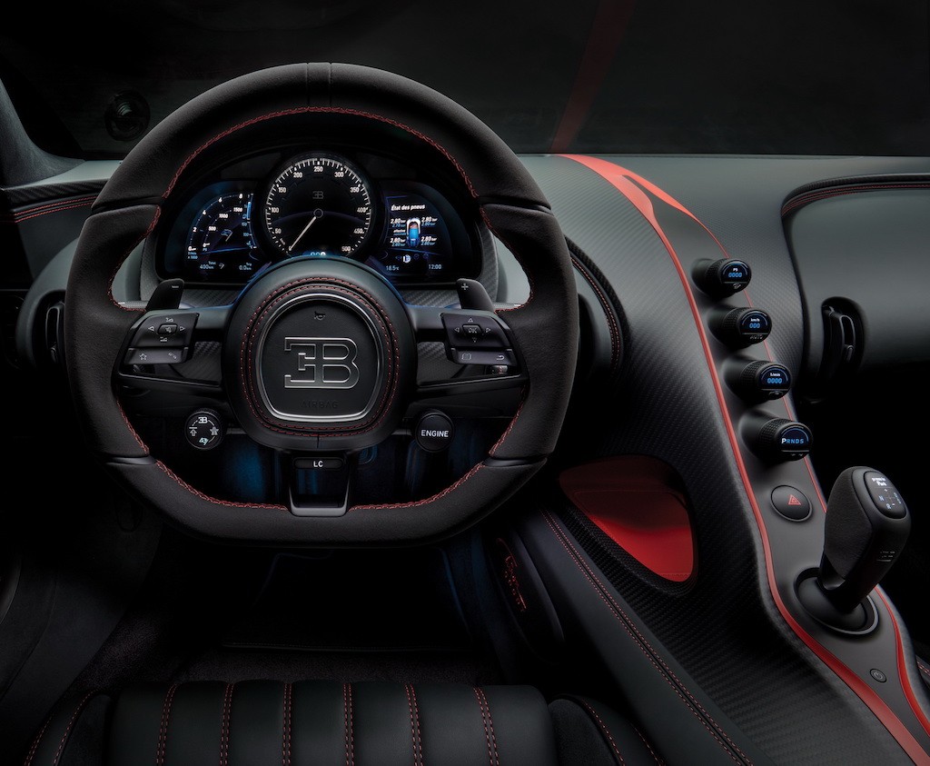 Siêu xe Bugatti Chiron Sport xuất hiện với giá “khủng” 74,2 tỷ ảnh 4