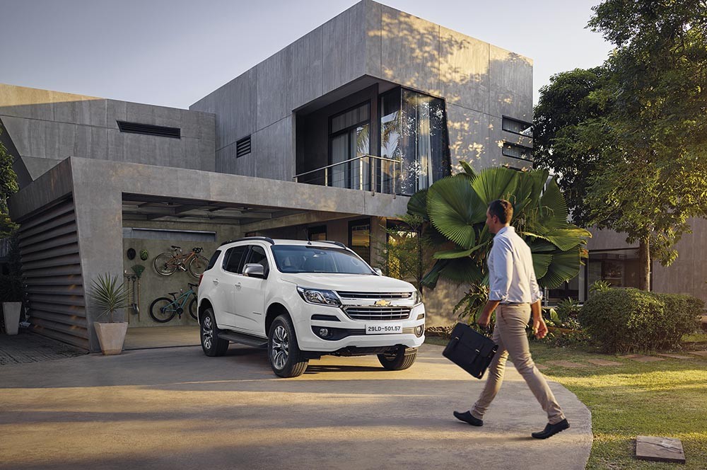 Chevrolet Trailblazer 2018 chốt giá từ 859 triệu đồng tại Việt Nam ảnh 1