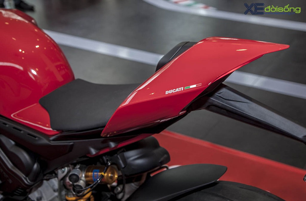 Cận cảnh superbike Ducati Panigale V4 S chính hãng vừa ra mắt Sài Gòn ảnh 12