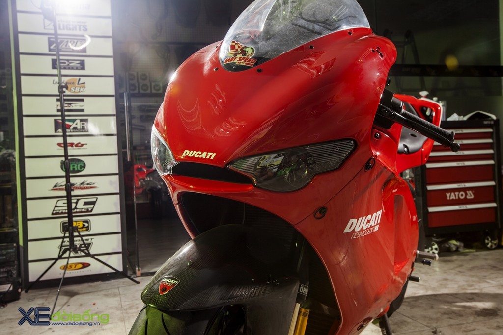 Siêu phẩm tốc độ Ducati Desmosedici RR đầu tiên lăn bánh tại Việt Nam ảnh 6