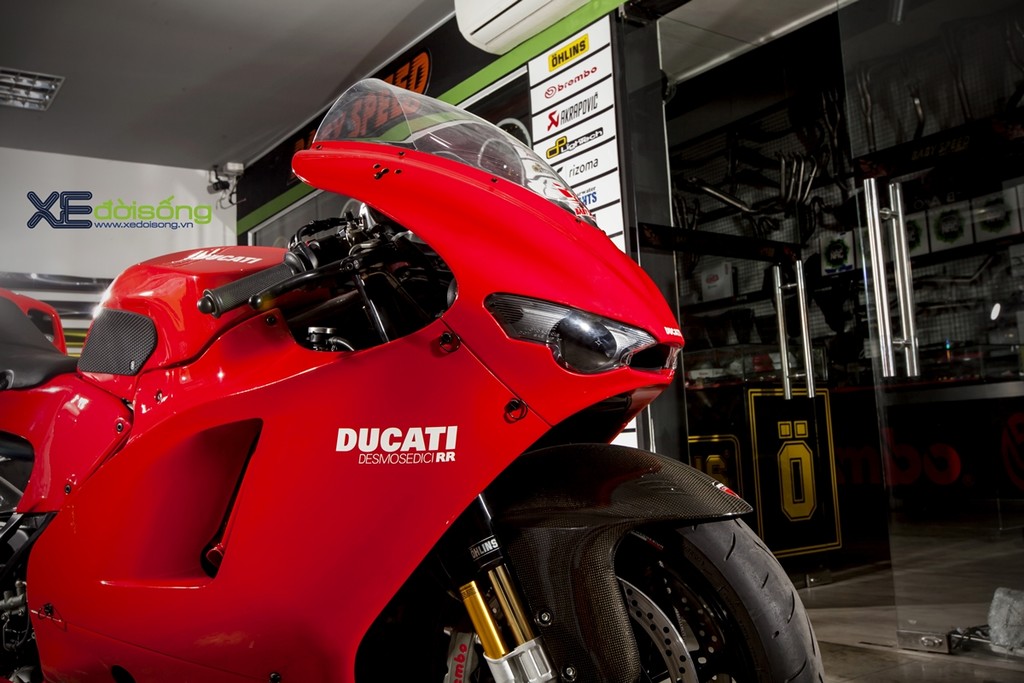 Siêu phẩm tốc độ Ducati Desmosedici RR đầu tiên lăn bánh tại Việt Nam ảnh 13