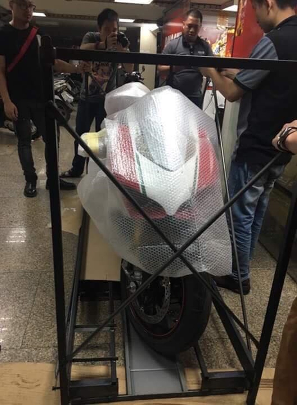 Siêu mô tô Ducati Panigale V4 Speciale giá 2 tỷ về Việt Nam ảnh 3