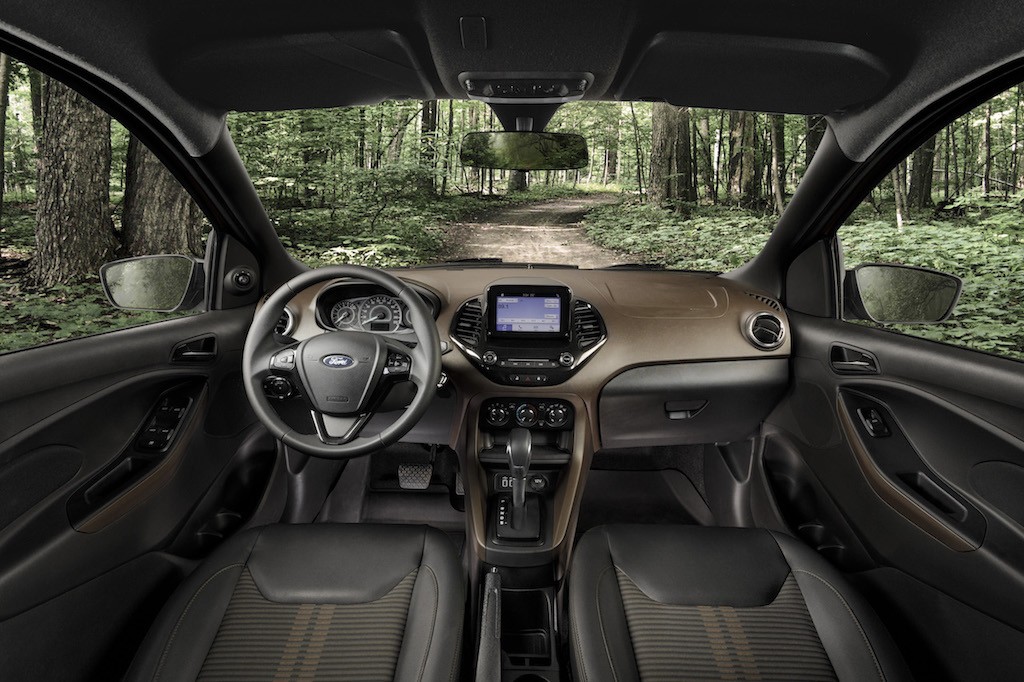 Hatchback “lai” crossover Ford Ka Freestyle chốt giá từ 388,8 triệu ảnh 3