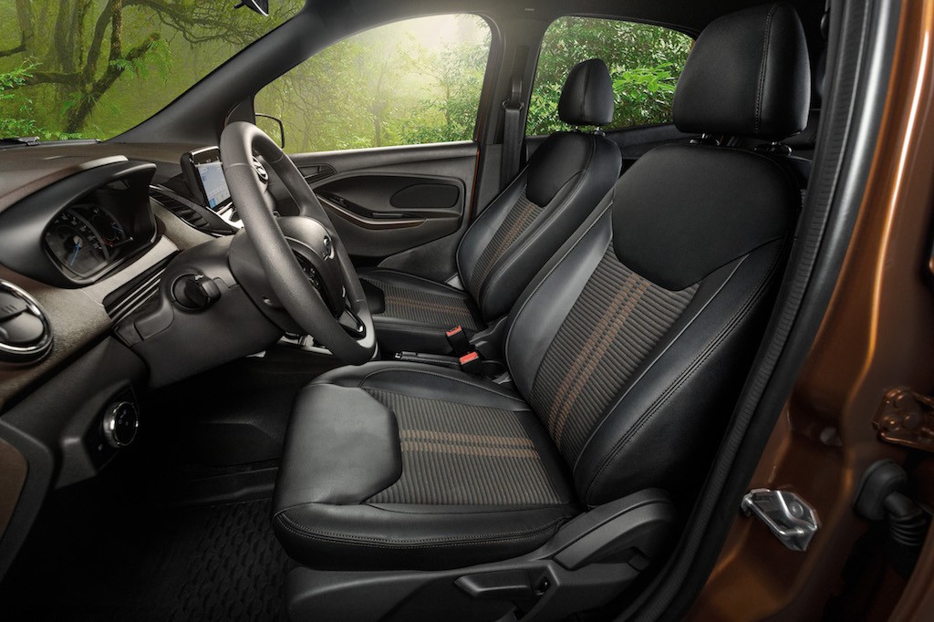 Hatchback “lai” crossover Ford Ka Freestyle chốt giá từ 388,8 triệu ảnh 4