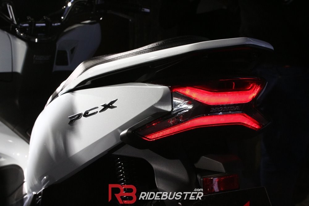 Chi tiết Honda PCX 150 hoàn toàn mới, giá từ 45,2 triệu ảnh 9