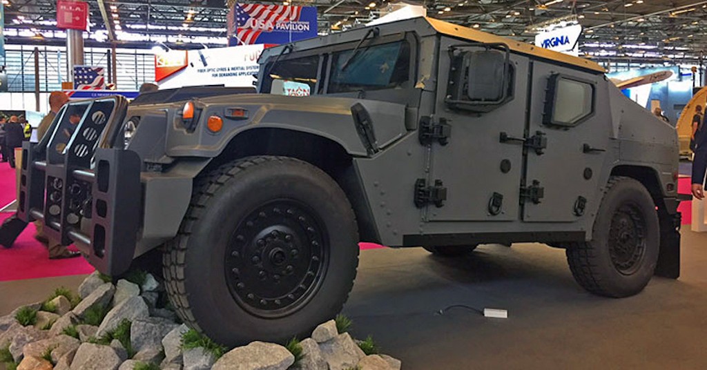 Soi xe địa hình quân sự Humvee NXT 360 của Thế kỷ XXI ảnh 3