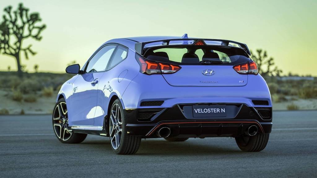 Hatchback thể thao Hyundai Veloster N bất ngờ lộ mặt tại Detroit 2018 ảnh 9