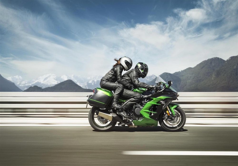 Kawasaki Ninja H2 SX ra mắt, “phổ cập hóa” supercharger trên mô tô ảnh 6