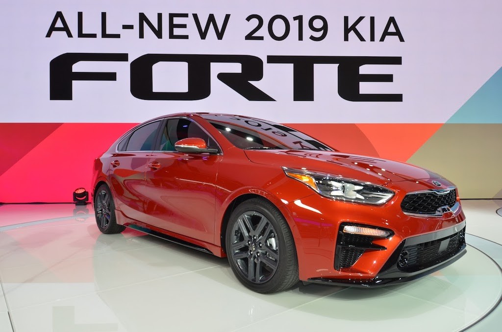 “Từ A tới Z” sedan Kia Forte 2019 thế hệ mới đấu Honda Civic ảnh 1