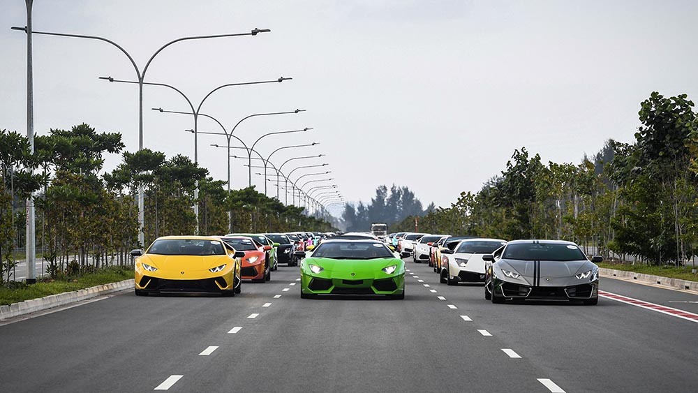 122 siêu xe chào mừng Lamborghini Urus ra mắt ở Singapore ảnh 5