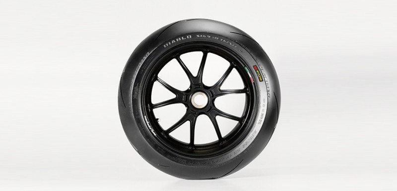 Hàng “hot” Ducati Panigale V4 sử dụng lốp mới có gì đặc biệt? ảnh 4