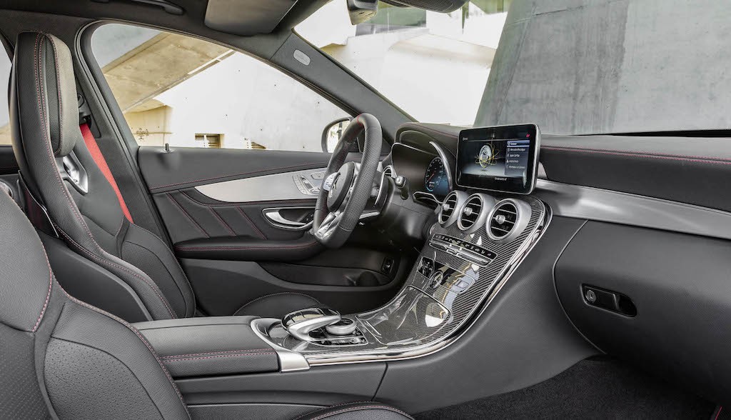 Ra mắt Mercedes-AMG C 43 2019 - sedan hiệu năng cao, giá hợp lý ảnh 4