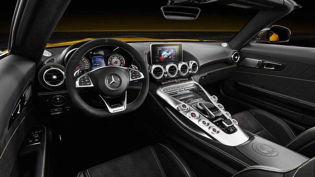 Siêu xe mui trần Mercedes-AMG GT S Roadster “chào hè“ ảnh 3