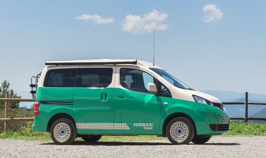 Đi cắm trại hè với cặp đôi xe van Nissan e-NV200 và NV300 ảnh 2