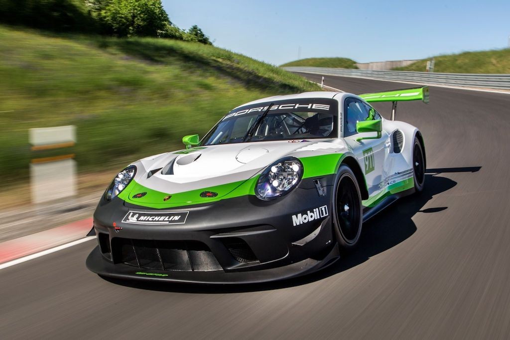 Siêu xe đua Porsche 911 GT3 R 2019 giá từ 12,5 tỷ ảnh 1