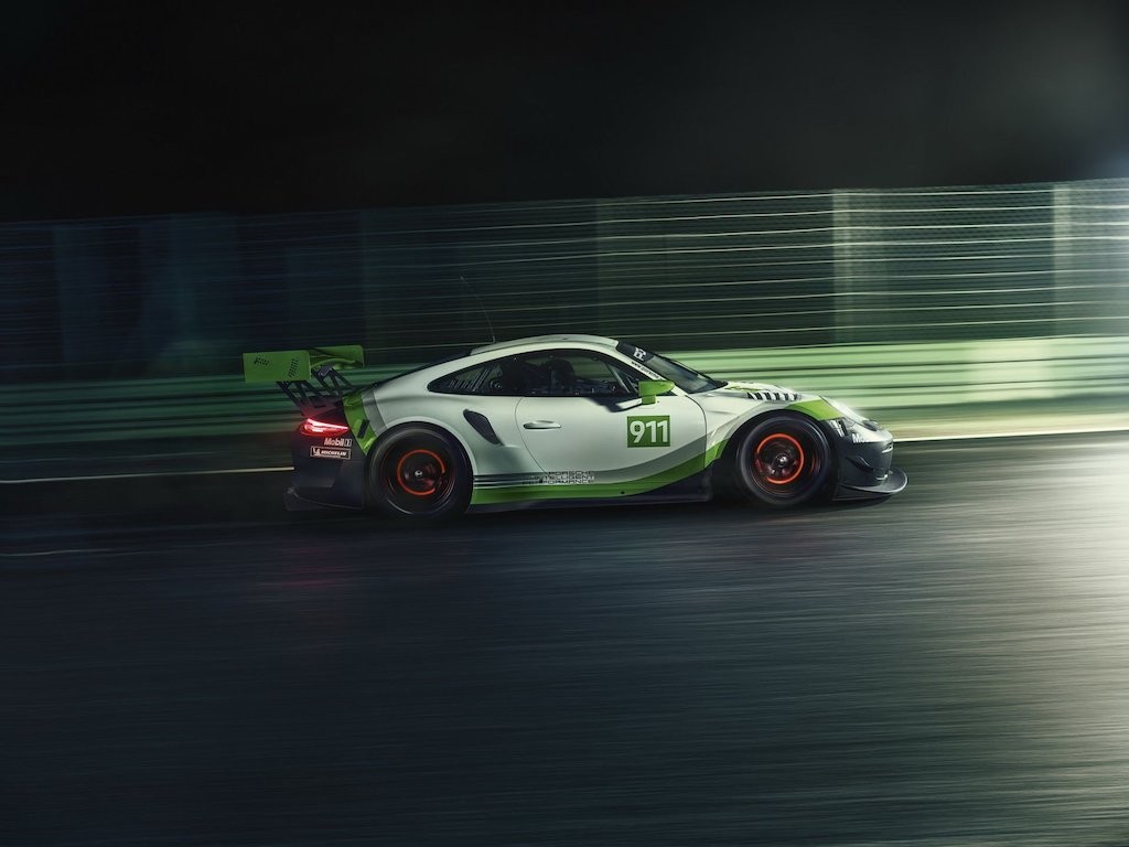 Siêu xe đua Porsche 911 GT3 R 2019 giá từ 12,5 tỷ ảnh 6