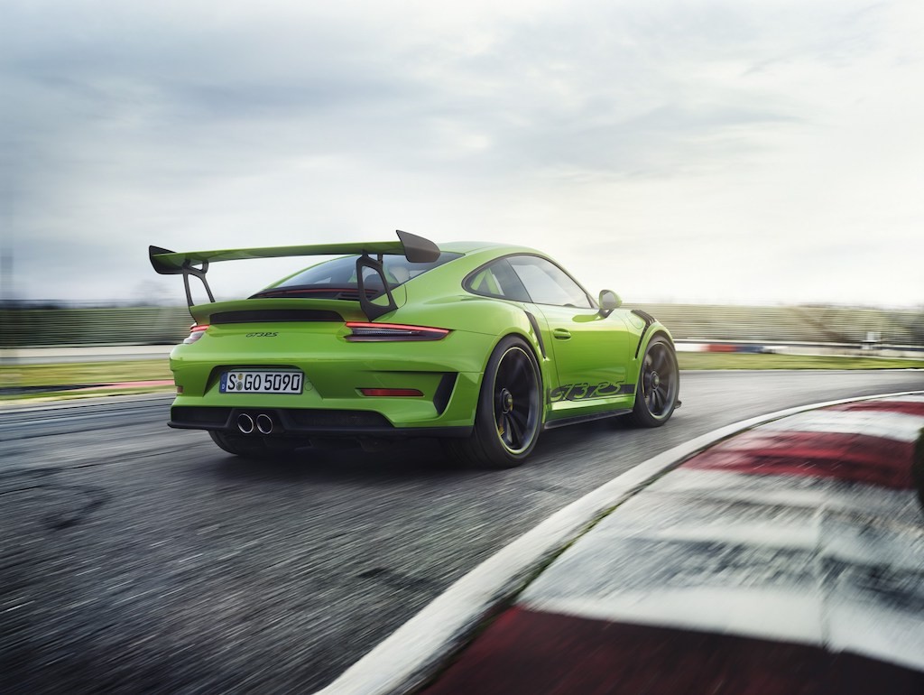 Porsche 911 GT3 RS “trình làng” với hiệu năng như xe đua ảnh 7