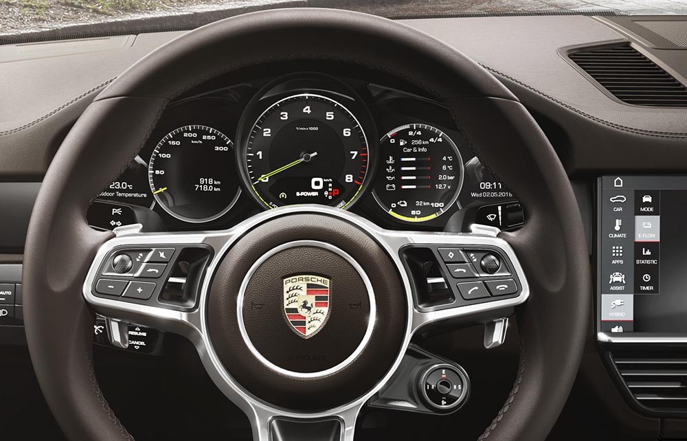 Ra mắt Porsche Cayenne E-Hybrid 2018 có chế độ thuần chạy điện ảnh 5