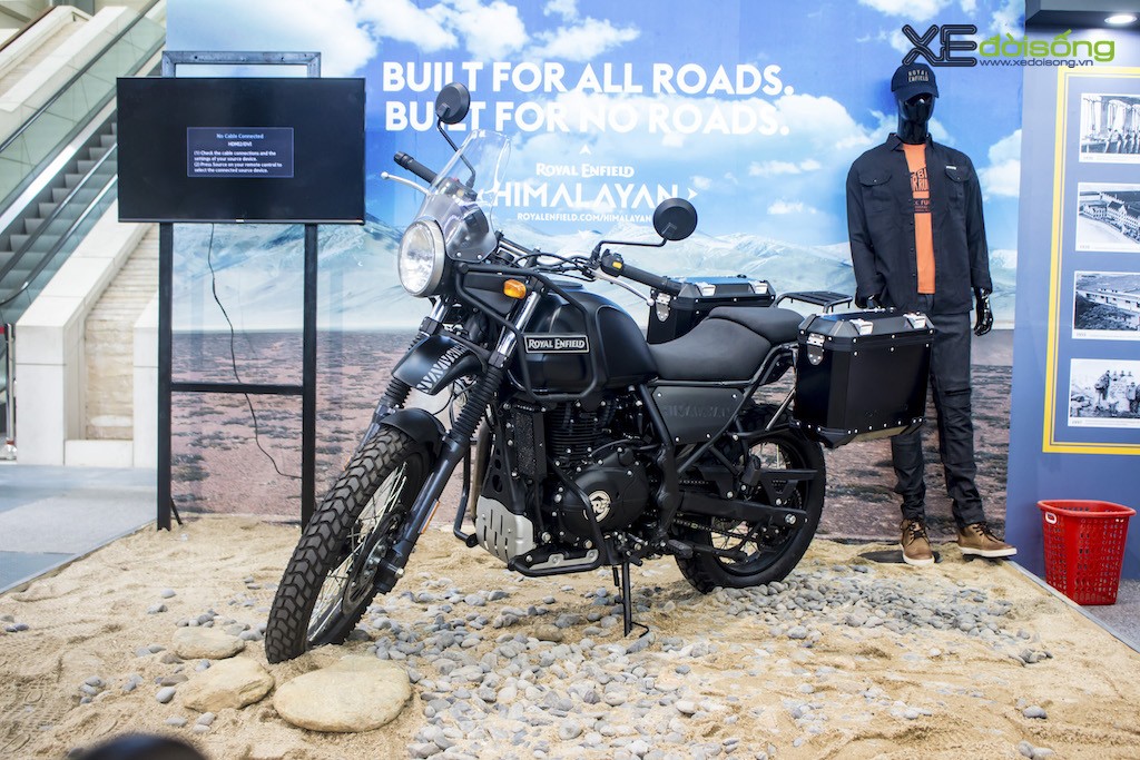 Soi mô tô adventure giá rẻ Royal Enfield Himalayan đầu tiên tại VN ảnh 1