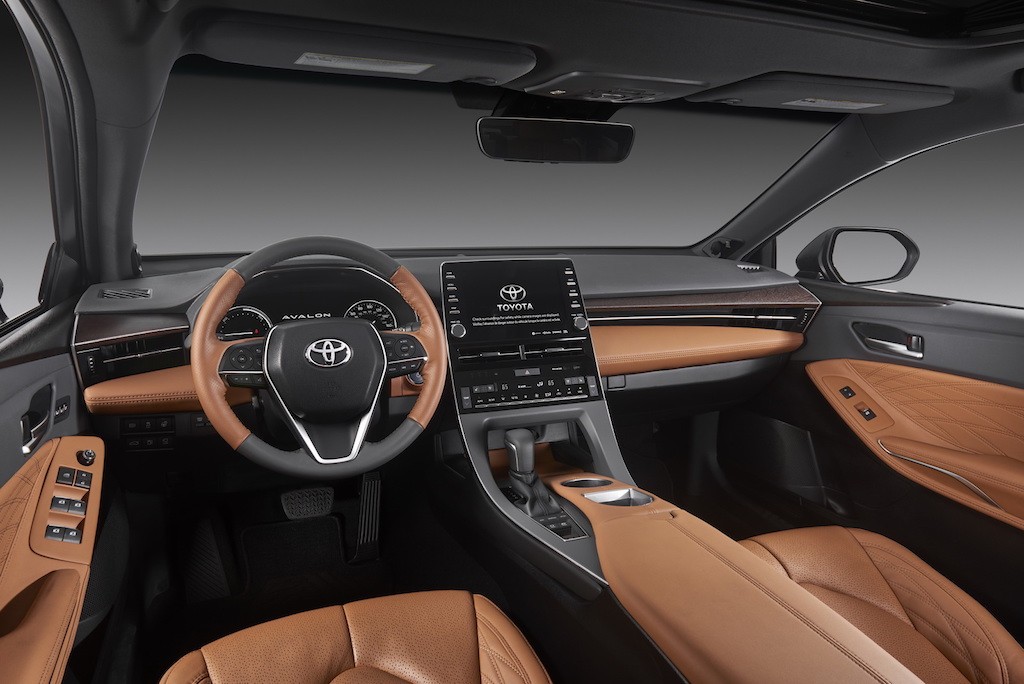 Ra mắt Toyota Avalon 2019 thế hệ mới, 
