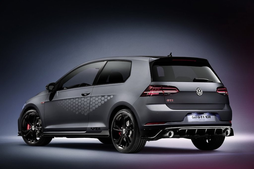 Hatchback thể thao Volkswagen Golf GTI TCR chính thức ra mắt ảnh 6