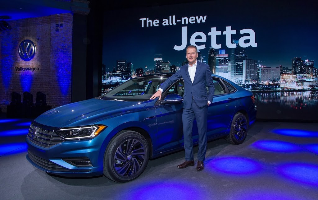 Volkswagen Jetta 2019 “tuyên chiến” Honda Civic với giá 421 triệu  ảnh 1