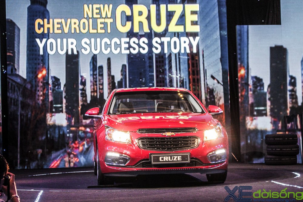 Soi kỹ Chevrolet Cruze 2015 rẻ nhất phân khúc ảnh 24